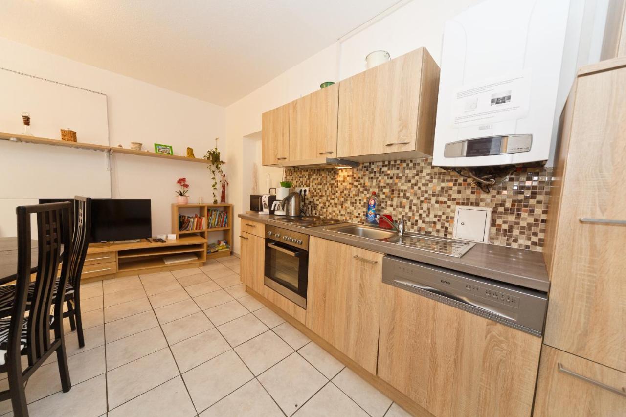 Appartamento In Near Schoenbrunn & Westbahnhof - Keyless Check-in Vienna