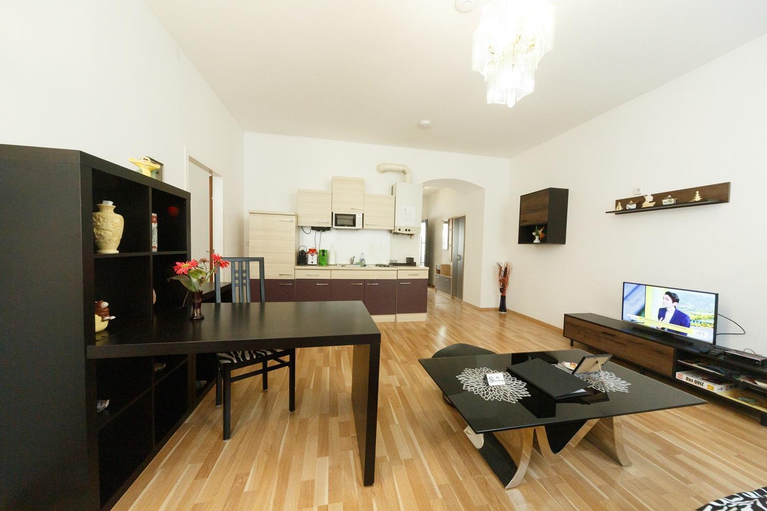 In Near Schoenbrunn & Westbahnhof - Keyless Check-in *