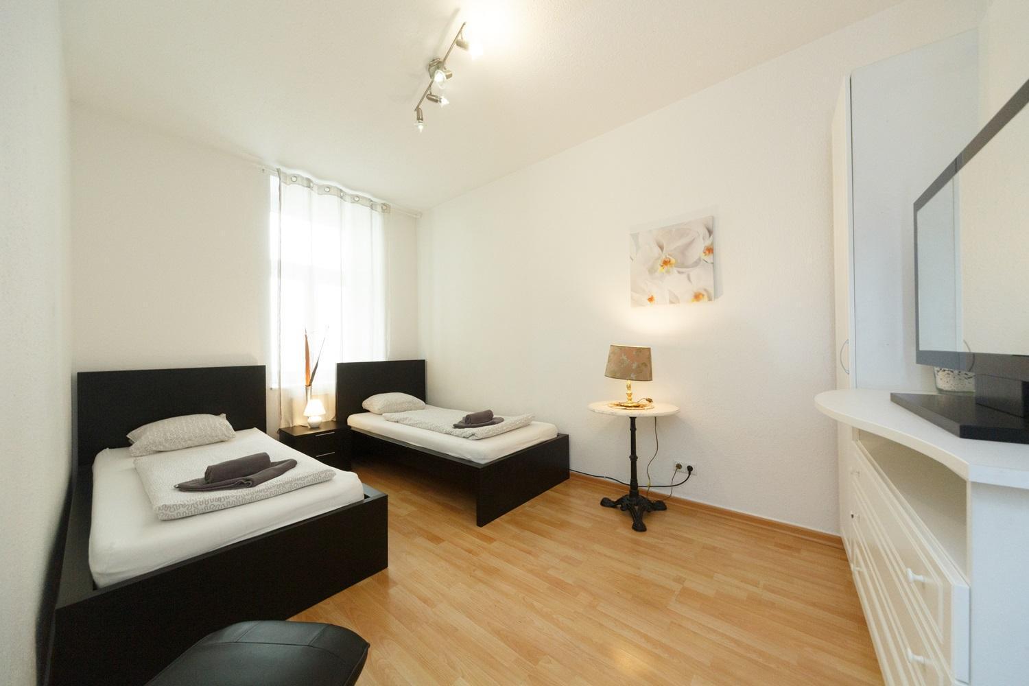 Appartamento In Near Schoenbrunn & Westbahnhof - Keyless Check-in Vienna