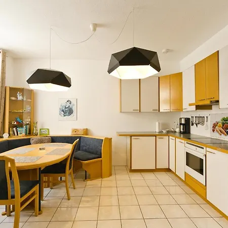 Apartments In Vienna Near Schoenbrunn & Westbahnhof - Keyless Check-In Exterior photo