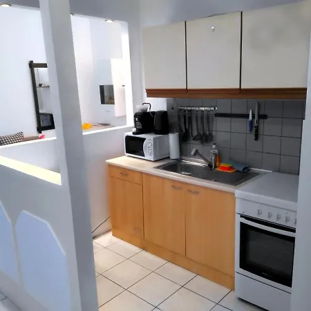 Apartments In Vienna Near Schoenbrunn & Westbahnhof - Keyless Check-In Exterior photo