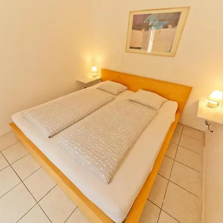 Apartments In Vienna Near Schoenbrunn & Westbahnhof - Keyless Check-In Exterior photo
