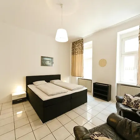 Apartments In Vienna Near Schoenbrunn & Westbahnhof - Keyless Check-In Exterior photo