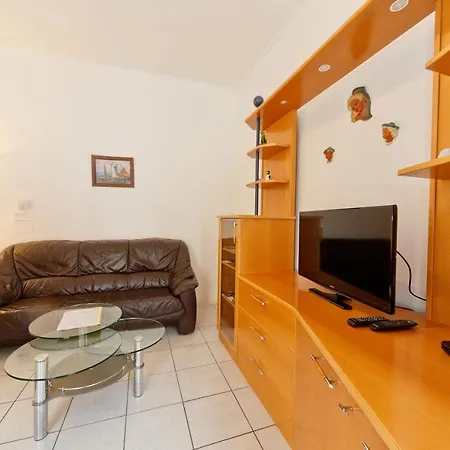 Apartments In Vienna Near Schoenbrunn & Westbahnhof - Keyless Check-In Exterior photo