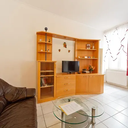 Apartments In Vienna Near Schoenbrunn & Westbahnhof - Keyless Check-In Exterior photo