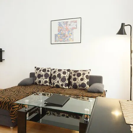Apartments In Vienna Near Schoenbrunn & Westbahnhof - Keyless Check-In Exterior photo
