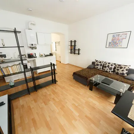 Apartments In Vienna Near Schoenbrunn & Westbahnhof - Keyless Check-In Exterior photo