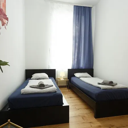 Apartments In Vienna Near Schoenbrunn & Westbahnhof - Keyless Check-In Exterior photo