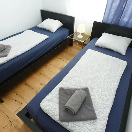 Apartments In Vienna Near Schoenbrunn & Westbahnhof - Keyless Check-In Exterior photo