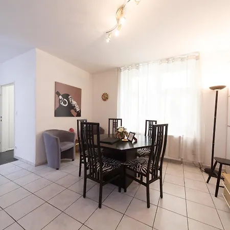 Apartments In Vienna Near Schoenbrunn & Westbahnhof - Keyless Check-In Exterior photo
