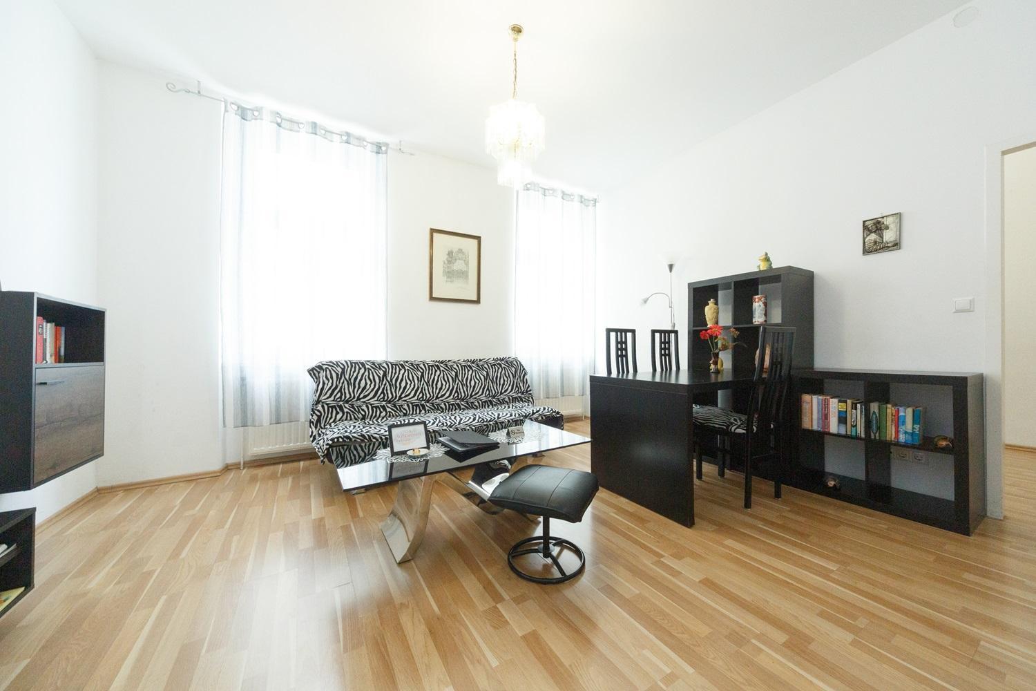 Apartment In Near Schoenbrunn & Westbahnhof - Keyless Check-in Vienna