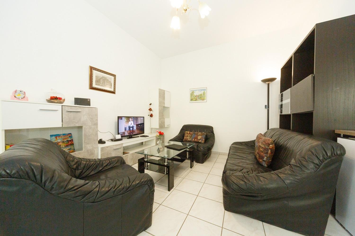In Near Schoenbrunn & Westbahnhof - Keyless Check-in *